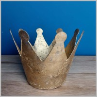 Kleiner_Stadel_Metallkrone_gold